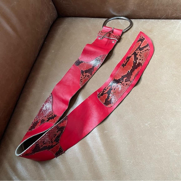 Rare red leather snakeskin vintage wide large statement buckle belt textured - Picture 4 of 8